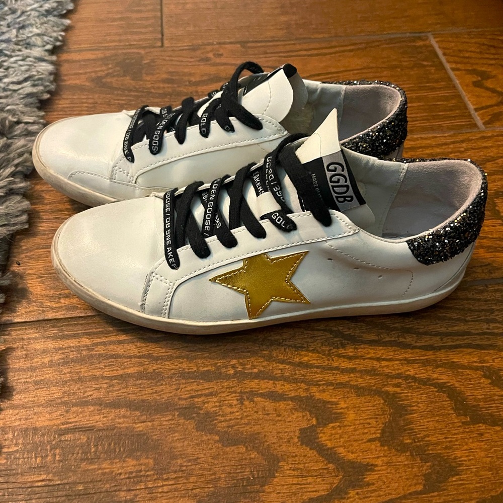 GOLDEN GOOSE DUPES. Love these shoes,just have several. Size 39. Fit like8.5-9.